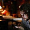 マッチングアプリを選ぶ基準は？知り合いに見つかるのが不安な男性へ